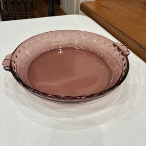 Pyrex vintage cranberry deep dish pie plate 229 made in USA